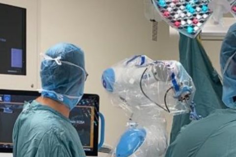 Cirurgia personalitzada de pròtesi de genoll